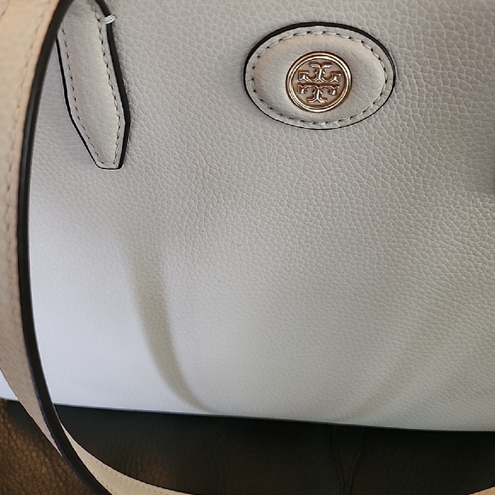 Tory Burch Cream Tote Bag - Picture 2 of 10